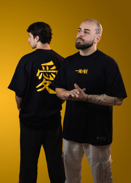 Oversized Besta de Uma Cauda